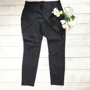 Black Time & Tru Leggings with Back Zip - Sz L